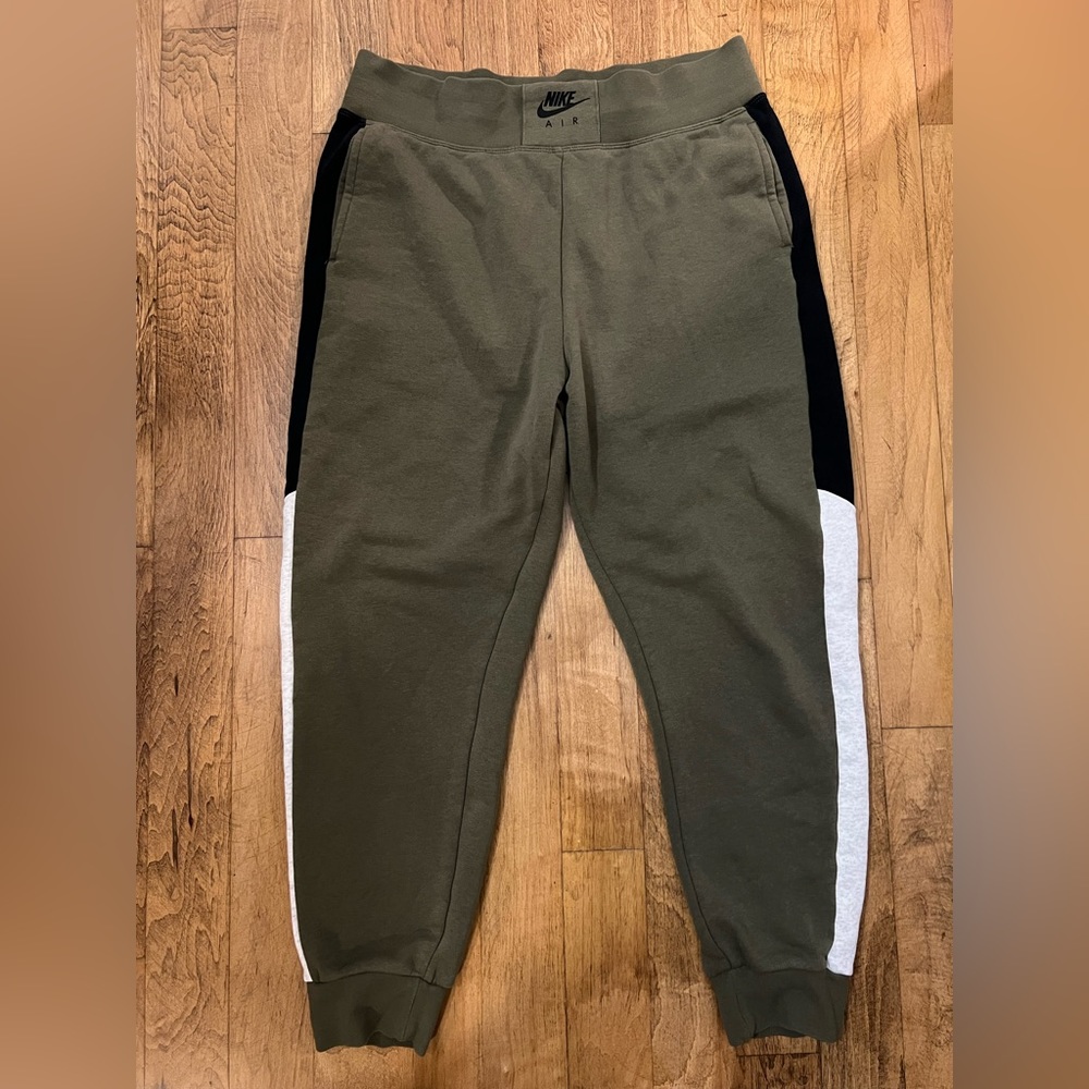 Nike Air Joggers Women Olive Green/Black/Light Gray—Size Large